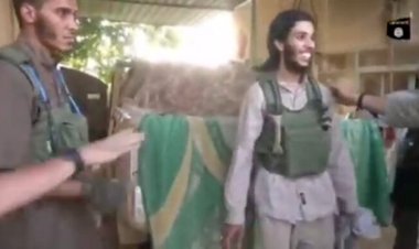 ببینید| مراسم قرعه‌کشی انتخاب نفر انتحاری بعدی در داعش