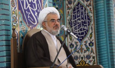 نماینده ولی فقیه در هرمزگان: توسعه صنایع تبدیلی برای حذف دلالان در دستور کار قرار گیرد