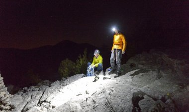 نجات کوهنورد زن از ارتفاع ۴۴۰۹ متری دنا