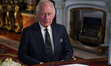 حاشیه های پادشاه جدید بریتانیا