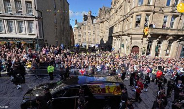 ببینید| جنجال در مراسم ویژه ملکه؛ توهین به شاهزاده!