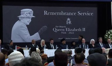 مراسم یادبود ملکه الیزابت در بزرگترین مسجد لندن برگزار شد