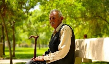 چرا واریز حقوق این گروه از بازنشستگان عقب افتاد؟