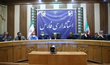 وزیر راه و شهرسازی در شیراز: تلاش برای افزایش تسهیلات مسکن