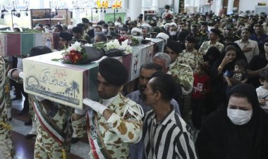 عکس| استقبال از سه شهید تازه تفحص‌شده دفاع مقدس - شیراز