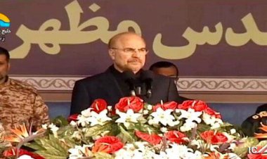 ببینید | قالیباف در رژه نیروهای مسلح در بندرعباس: دشمن میداند اگر اقدام کند، اقدام خواهیم کرد