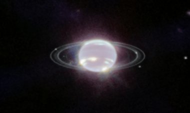 تصویر خارق‌العاده تلسکوپ جیمز وب از نپتون