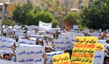 راهپیمایی نمازگزاران شیرازی در محکومیت اغتشاشات و حمایت از پلیس