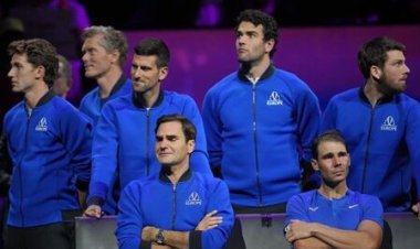 خداحافظ اسطوره