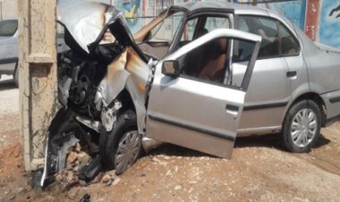 تصادف مرگبار سمند با تیر برق در کوار