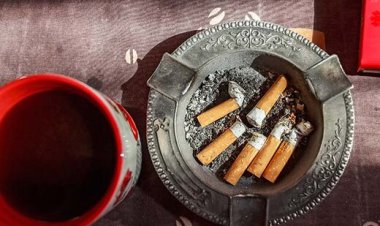 محققان می‌گویند: سیگار از تنهایی کشیدن بهتر است!