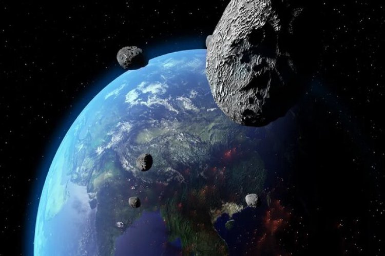 سیارکی ۱۰ برابر سریع‌تر از گلوله تفنگ  از کنار زمین می‌گذرد   