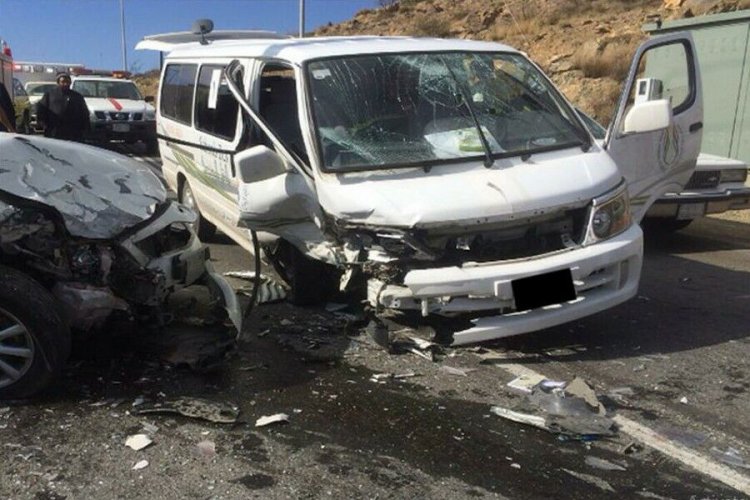 یک کشته و پنج مصدوم در سانحه خودرو حامل زائران ایرانی در عراق   