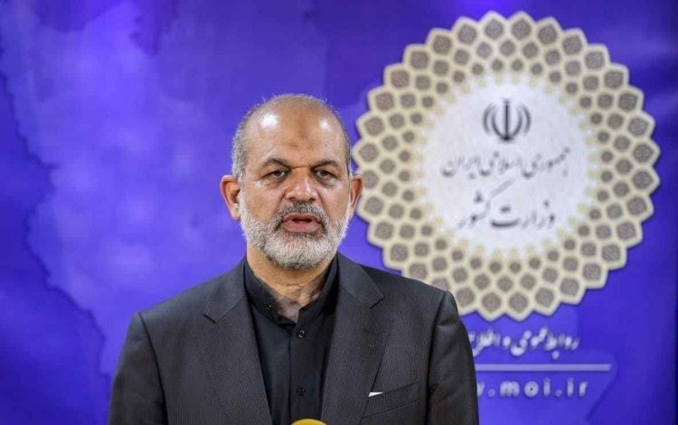 وزیر کشور: برگه تردد در مرزهای خرمشهر، مهران و قصر شیرین صادر می‌شود