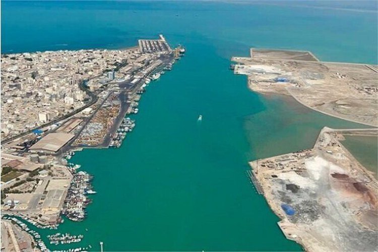 قطری ها در بندر بوشهر سرمایه‌گذاری می‌کنند
