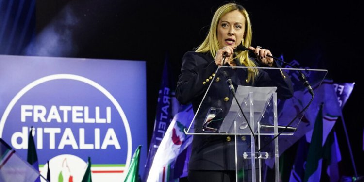 برای اولین بار یک زن نخست‌وزیر ایتالیا ‌‎شد