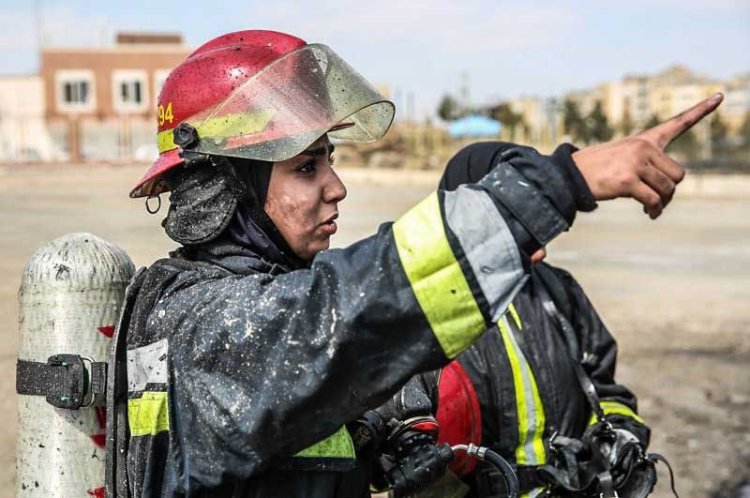 آغاز به‌کار آتش‌نشانان زن از امروز