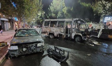 به جا مانده از درگیری‌های شب گذشته در زاهدان