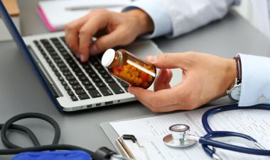 کندی اینترنت و مشکلات درمانی بازنشستگان