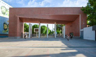 آزادی ۱۸ دانشجوی علامه و شریف