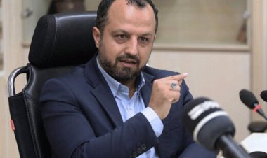 متضرران قطع اینترنت بخوانند/ وزیر اقتصاد چه گفت؟