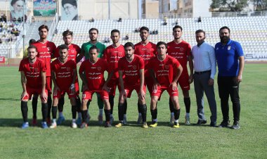 مشهدی ها ناامیدانه تیم های مقابل را امیدوار می کنند!