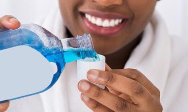 بهترین دهان شویه گیاهی و خانگی