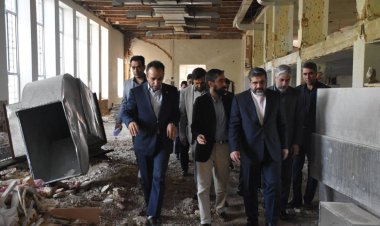 تاکید وزیر ارشاد بر شتاب‌بخشی به بازسازی کتابخانه ۷۲ ساله شیراز