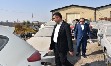 ۷۰ خودروی موجود در اموال تملیکی بندرعباس به مالکان آنها تحویل داده شد