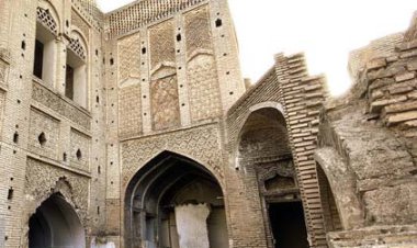 تخریب بناهای تاریخی دزفول به دست مالکان خصوصی    