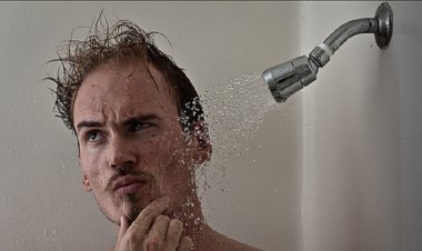 چرا بهترین ایده‌ها زیر دوش حمام به ذهنمان خطور می‌کنند؟
