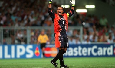 دروازه‌بان افسانه‌ای نامزد ریاست جمهوری پاراگوئه شد