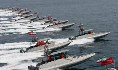 فرمانده نیروی دریایی سپاه: در یک سال و نیم درگیری مستقیم، از آمریکایی‌ها ۵۲ نفر تلفات گرفته‌ایم