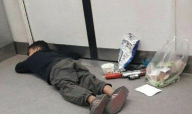 قابی از یک کودک کار که قلب همه را مچاله کرد