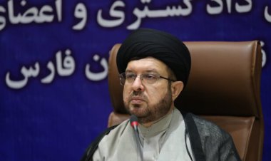 رئیس کل دادگستری فارس:  نمازگزاران در حرم حضرت شاهچراغ(ع) به رگبار بسته شدند