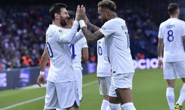 فوق العاده  مثل  لئو مسی