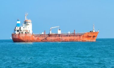 توقیف نفتکش ۱۱ میلیون لیتری سوخت قاچاق