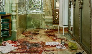 اولین نفر چه کسی تروریست شاهچراغ را هدف گرفت؟