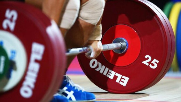 تکلیف سرمربی تیم ملی وزنه‌برداری مشخص شد