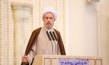 امام جمعه شیراز: تحقق ایران قوی تنها در بُعد تسلیحات نظامی نیست
