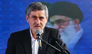 استاندار فارس: چهار قطعه دیگر راه‌آهن شیراز - بوشهر به مناقصه رفت    