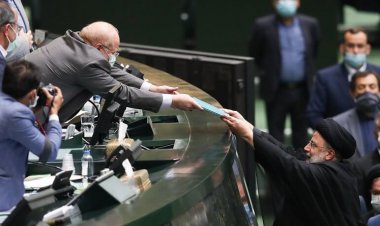 دولت باید لایحه بودجه سالانه کشور را در دو بخش به مجلس بفرستد