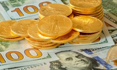 عقب‌نشینی قیمت سکه و دلار در بازار