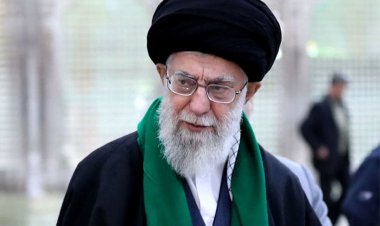 زیارت رهبر معظم انقلاب از حرم حضرت عبدالعظیم الحسنی (ع)