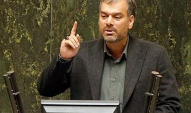 نماینده مرودشت: مافیای خودرو چطور توانسته مقابل خواست  مردم و رهبری بایستد؟