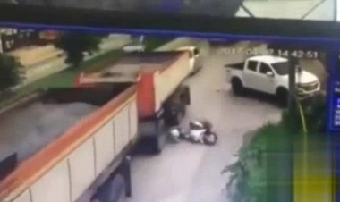 ببینید | مرگ دلخراش موتورسوار بر اثر حرکت خطرناک راننده خودروی شاسی بلند