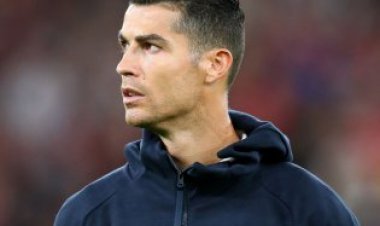 واکنش‌های گسترده به مصاحبه جنجالی کریس