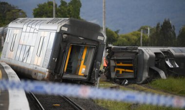 ببینید| آژیر قرمز امنیتی در استرالیا؛ خروج ۱۶ واگن قطار از ریل