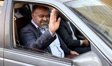 بالاخره رستم قاسمی استعفا داد