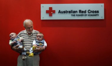 عکس | خون این مرد از طلا هم ارزشمندتر است!